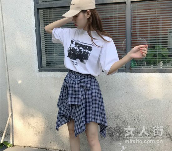 夏日出门扮靓小密招，全靠优雅无比的半身裙